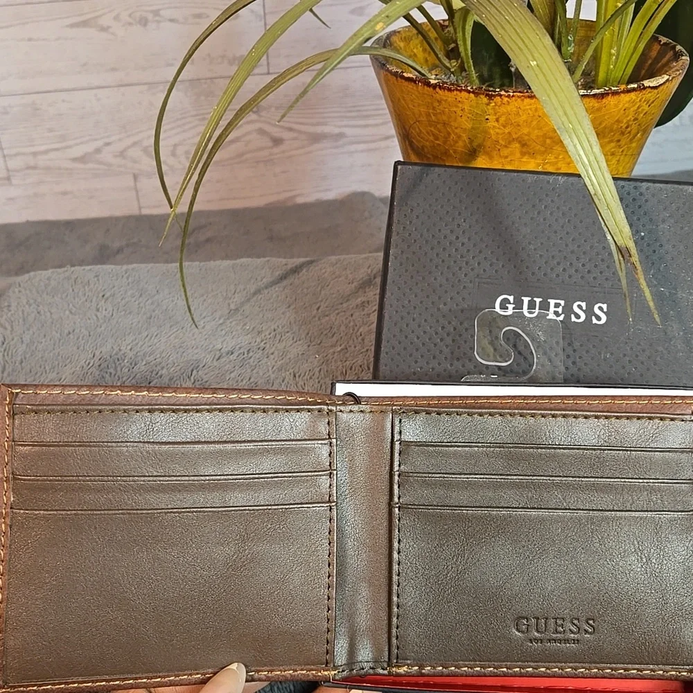 Men Guess Brown Leather Wallet